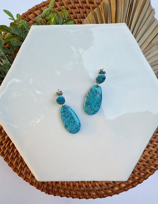 Cora Dangle Earrings