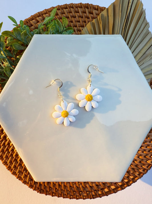Large White Daisy Dangle Earrings